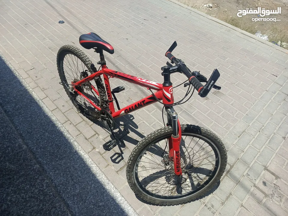 بسكليت امريكي  نوعية GALANT اصدار شيمانو للبيع بحالة الوكالة قابل للتفاوض
