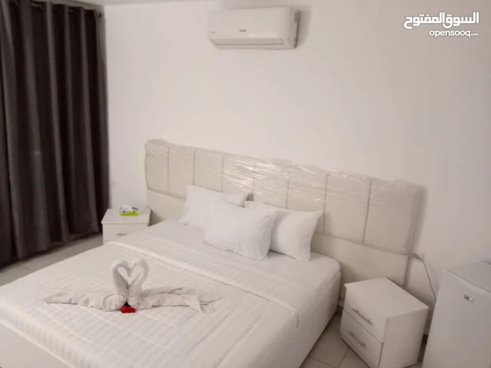 غرف نظام اجنحه فندقيه مفروش بجانب مستشفى الاردن