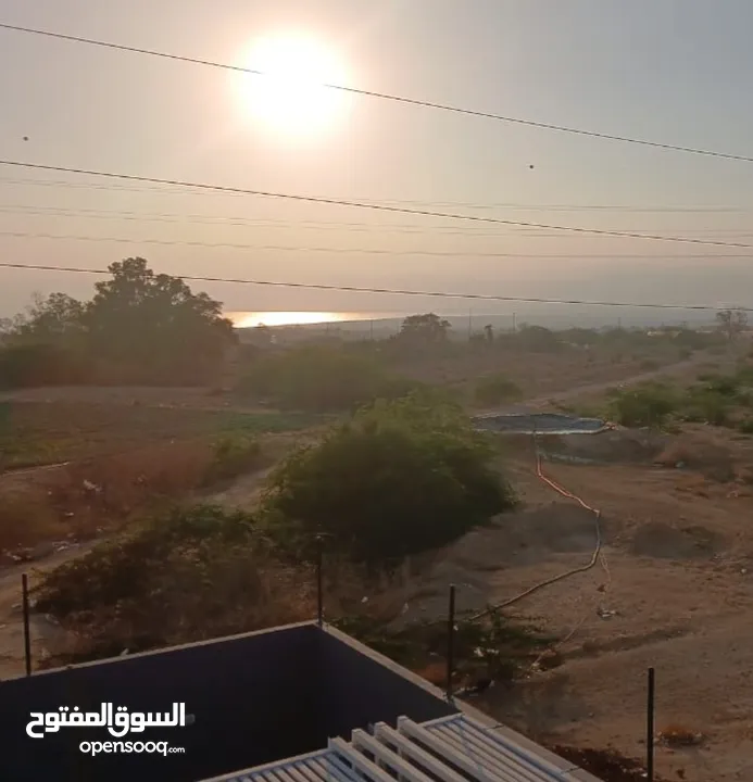 ارض للبيع في سويما اطلالة البحر الميت تصلح لمشروع شاليهات بسعر مغري