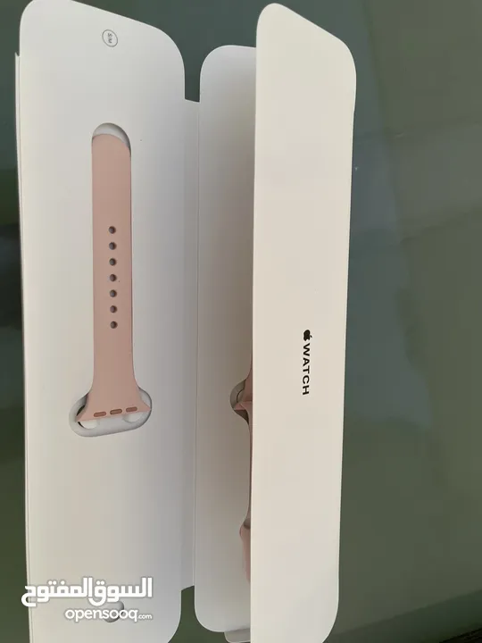 Apple Watch strap اصلي مستعمل مرة واحد فقط