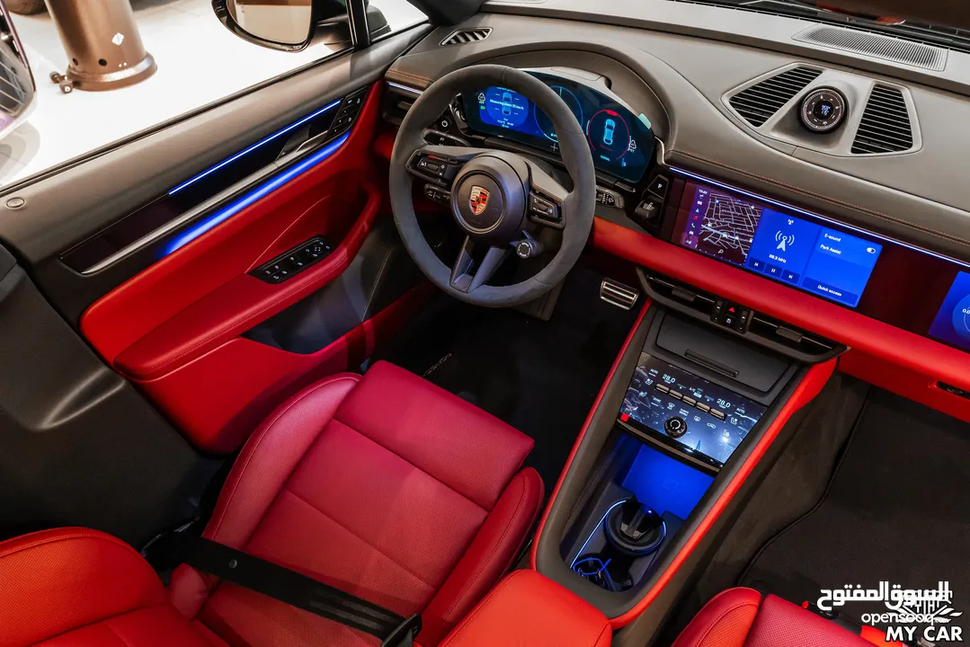 2025 Porsche Macan 4 Electric