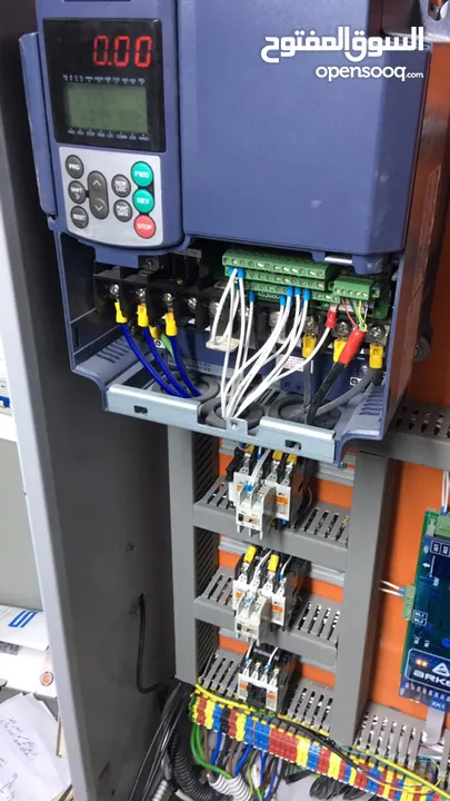صيانة جميع انظمةالتكييف والتبريدوالكهرباءوالتحكم الصناعي وأنظمة التكييف المركزي وغرق التبريدوالاتمتة