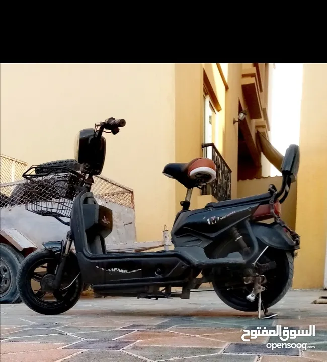 Electric scooter speed 60 kilometer sale in 850 AED call  Abu Dhabi baniyas