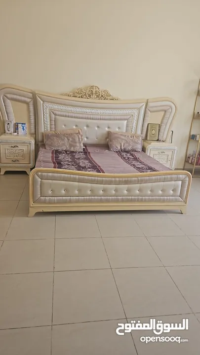 Full bed room set for sell