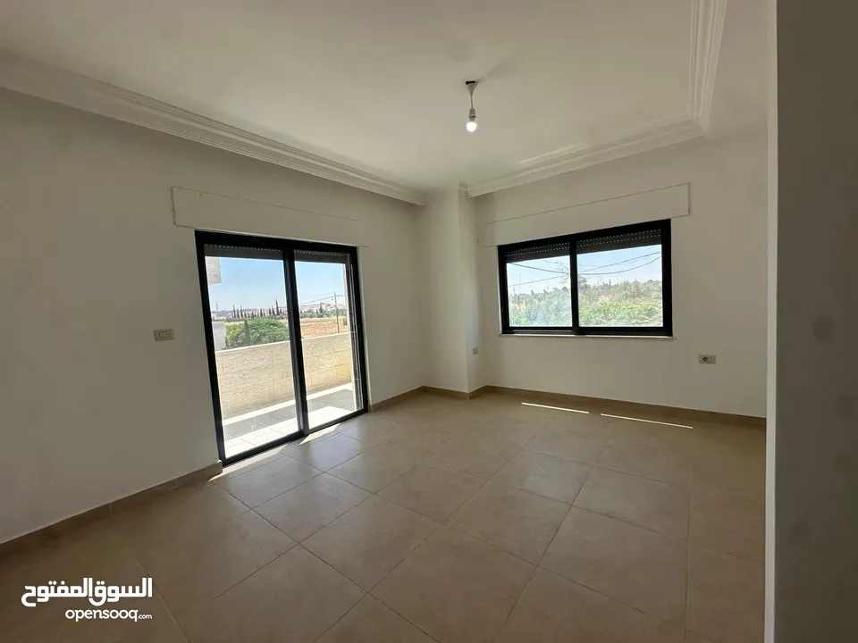 Villa for sale in Airport Road ( Property 42864 )-174782821