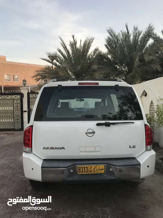 Nissan armada