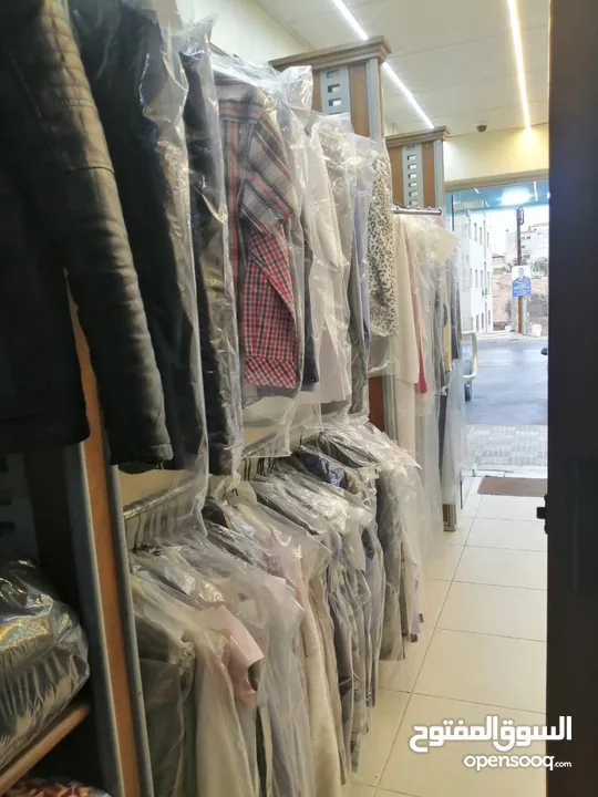 محل دراي كلين ومخيطة للبيع