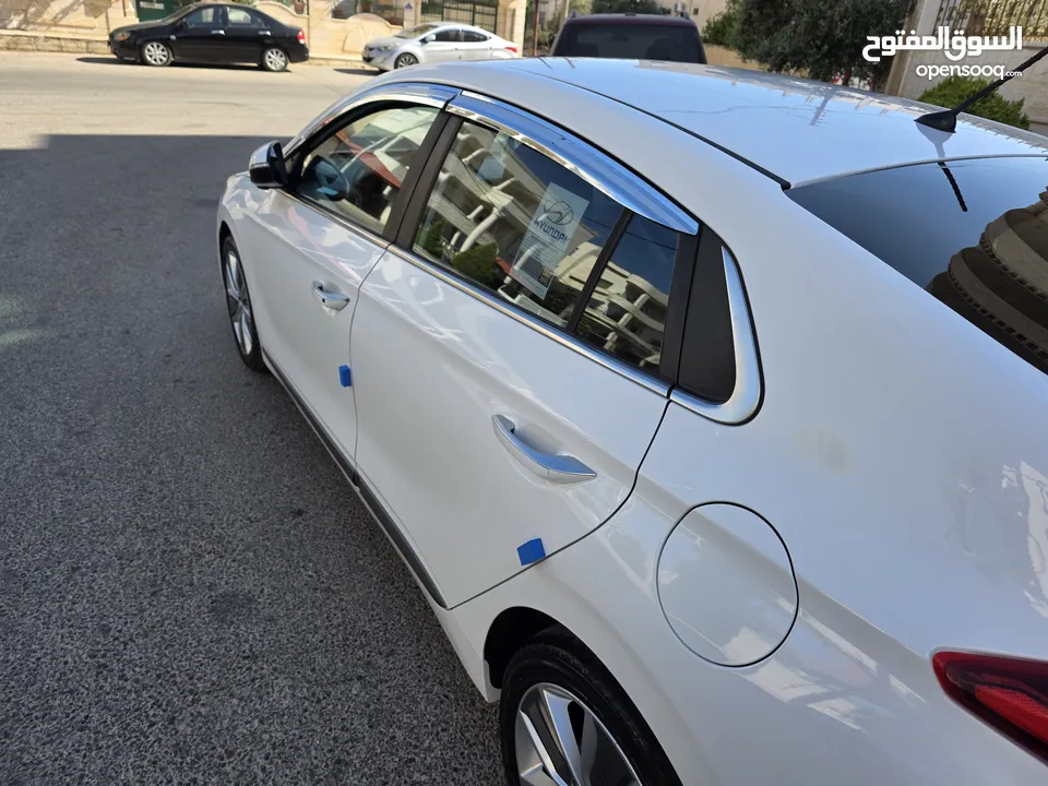 هونداي ايونك 2018 فل كامل فحص كامل عداد 130Km مالك 1 فقط