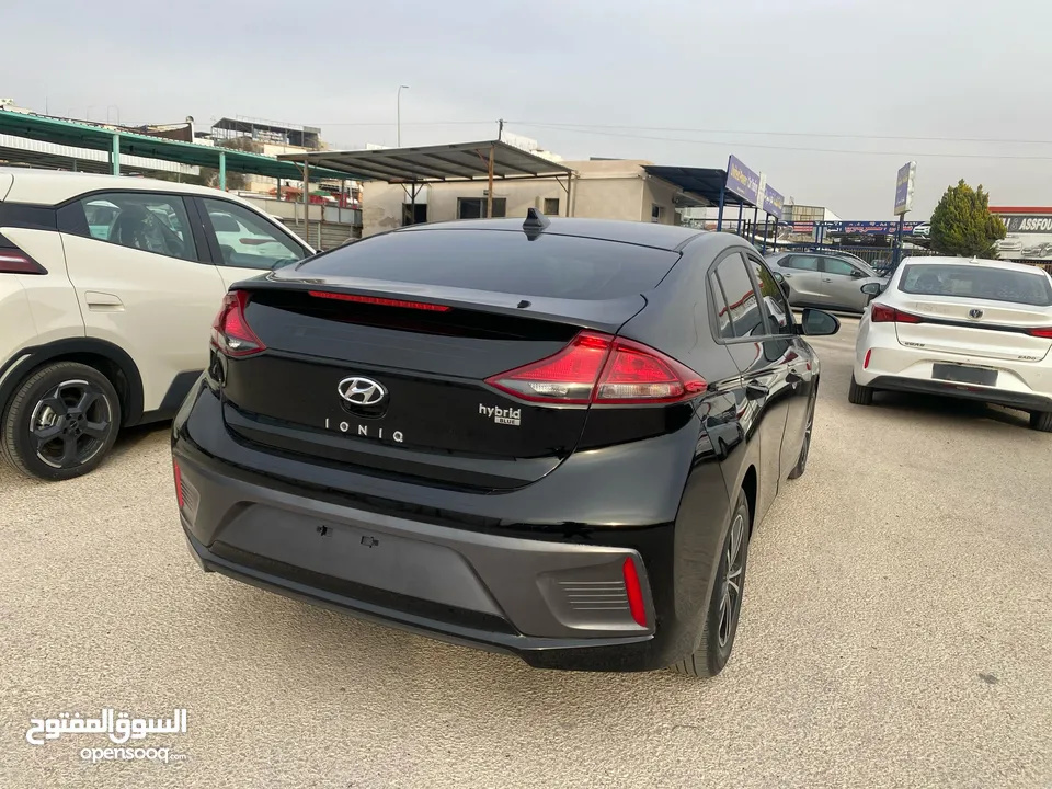 هيونداي ايونك 2022 كاش أو بالاقساط على الهوية فقط