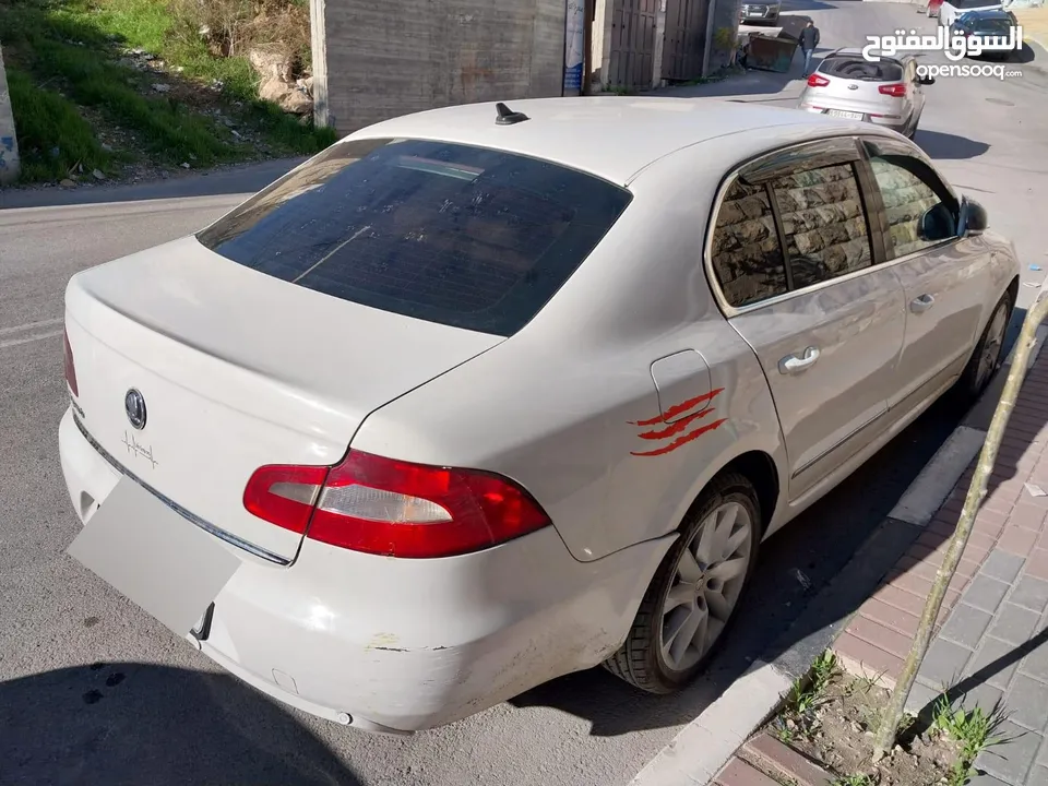 سكودا سوبيرب 2011