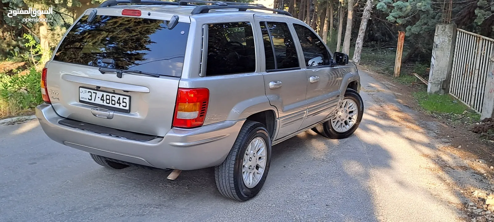 grand cherokee 2004 limited جراند شيروكي 2004 ليميتد