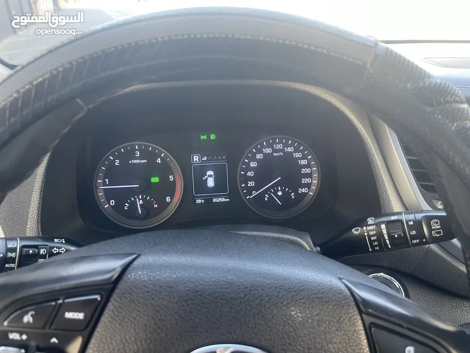 هونداي توسان 2016/15 فل الفل بوضع الشركة