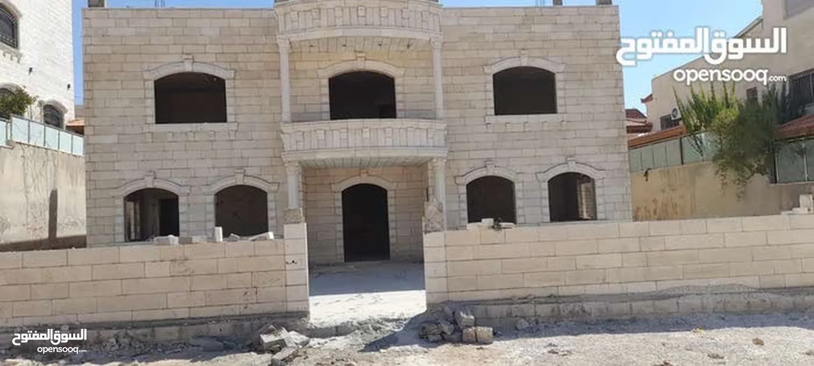 للبيع بيت عظم مستقل طابقين - من المالك مباشرة