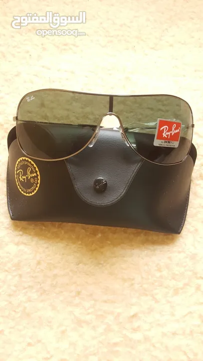 نظارة ماركة Ray Ban