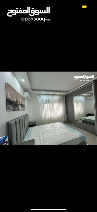 استوديو مفروش في شارع الجامعة موقع مميز خلف روان كيك مباشرة مقابل كلية الطب و الهندسة