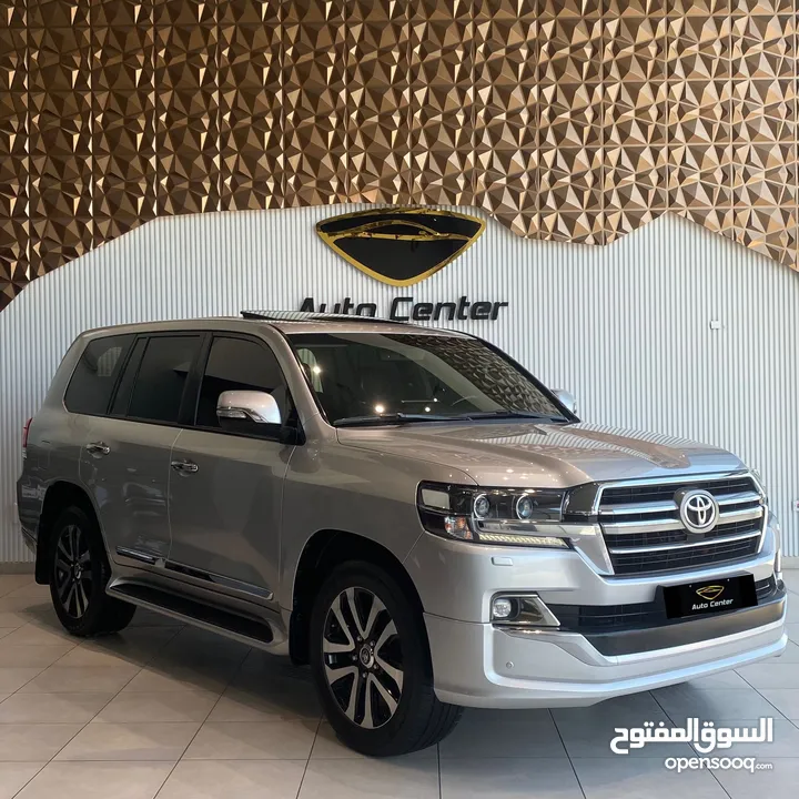 TOYOTA LAND CRUISER GXR GRAND TOURING V8 2019