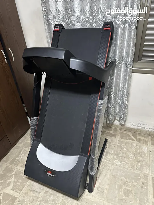 جهاز مشي كهربائي treadmill  - استعمال خفيف - شبه جديد