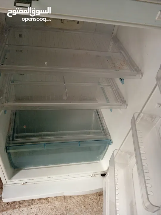 It's a very good fridge, cooling is also good, it has to be sealed due to buying a new fridge