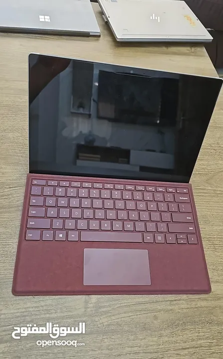 اخف جهاز لابتوب في العالم  Microsoft Surface Pro بسعر خرافي