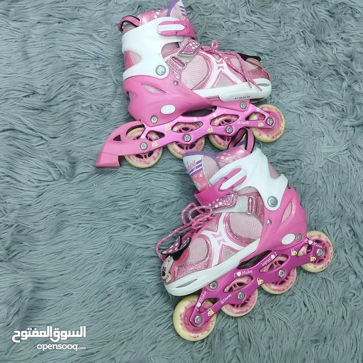 اكسسوارات وسكيتات وألعاب أخرى