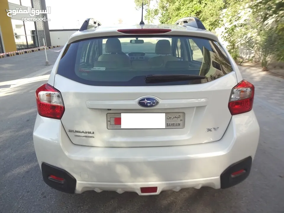 Subaru XV 2.0 L 2015 White Full Option AWD  Well Maintained Urgent Sale