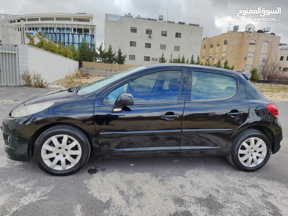 بيجو 207 موديل 2008 اتوماتيك بحالة ممتازة بسعر مغري