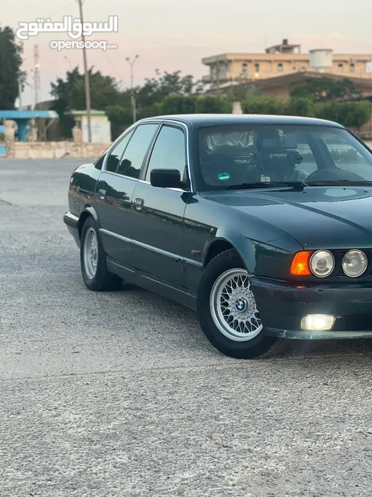 BMW 525i...