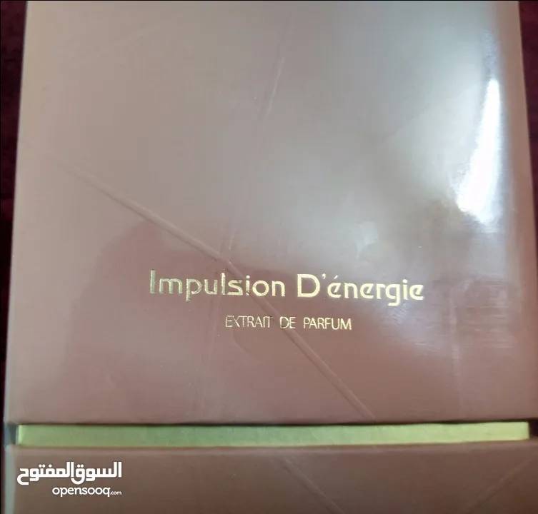 عطر مانسانا "manzana" #الفخم  Inspiration d'Energie is a unisex scent that infuses vigor into the we