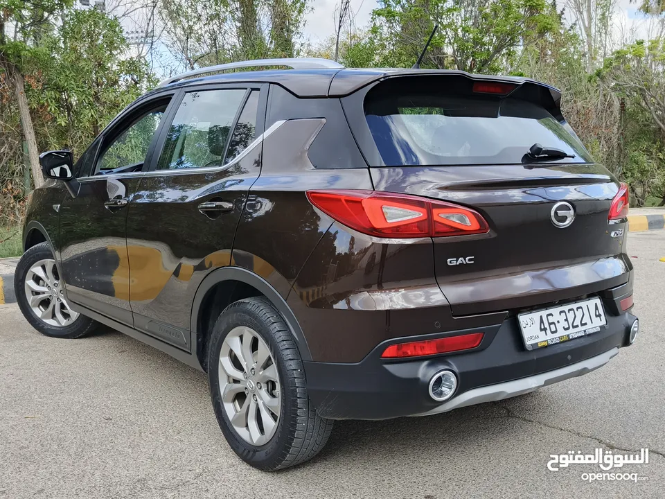 GAC GS3 جاك  موديل 2022 فحص كامل7 جيد ماشية ك 6  الف كيلو غرفة لون بني بحالة الوكالة محرك 1500 cc تي