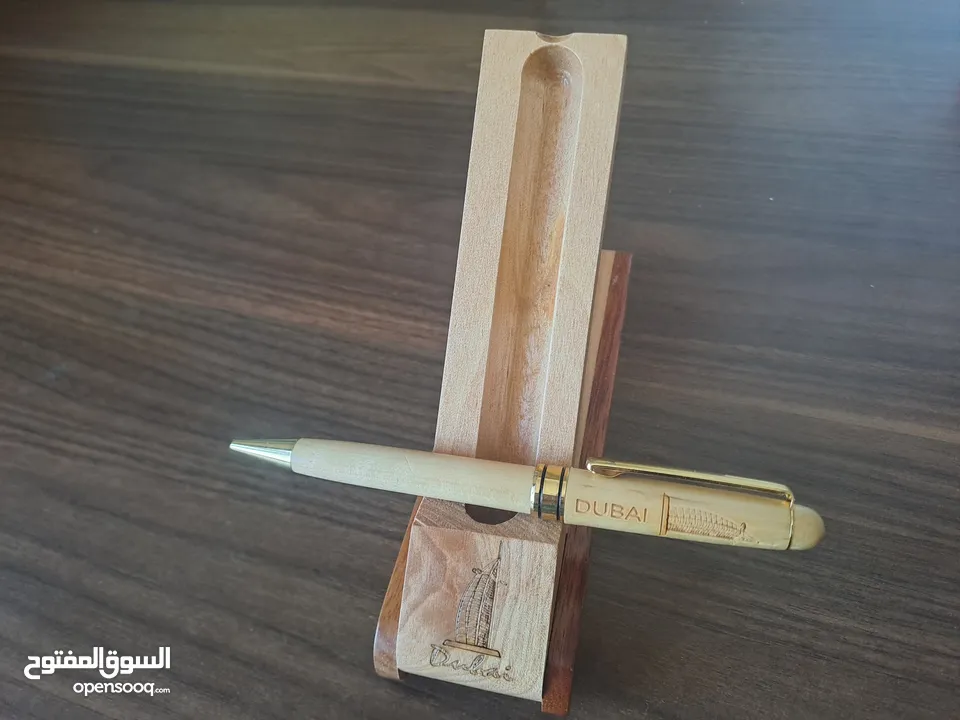 قلم لف تذكار من دبي