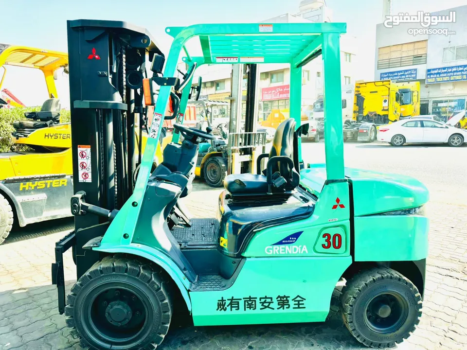 Buy and sell / repair all types of forklifts