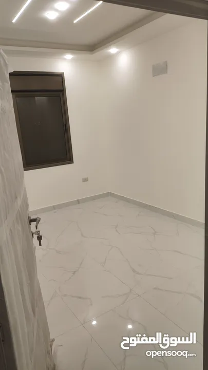 شقة  للإيجار جديدة لم تُسكن – تشطيبات سوبر ديلوكس - اربد مجمع عمان الجديد