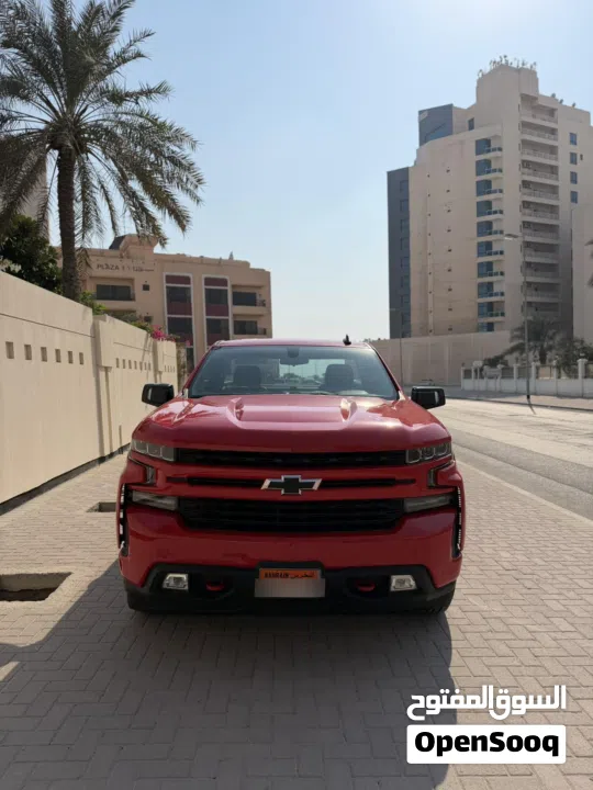 للبيع سلفرادو RST V8