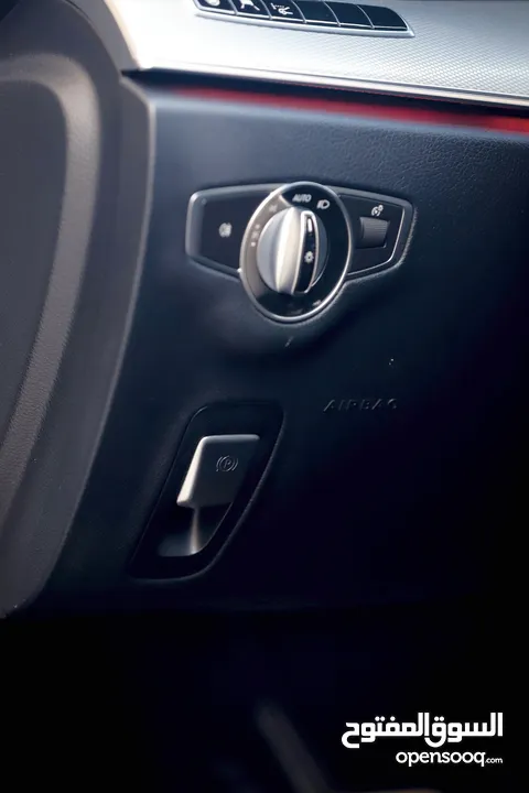 مرسيدس E220d ديزل بوضع الشركة صيانة شاملة