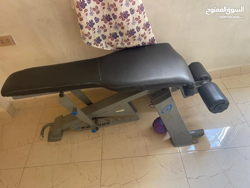 اجهزة رياضة من افضل الاجهزة الي بتنحط بالنوادي 3 انواع  جهاز للمعدة  جهاز crazy اهتزاز  جهاز بسكليت