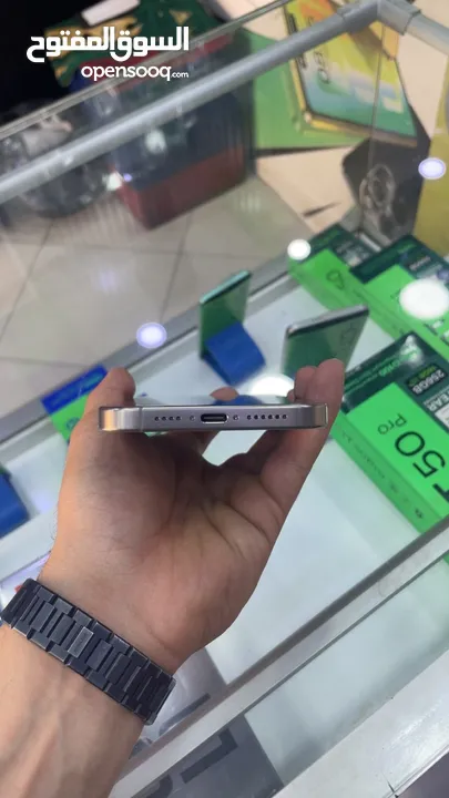Iphone 15 pro max شرق اوسط