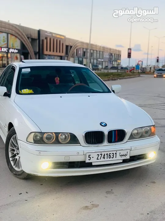 للبيع BMW525i