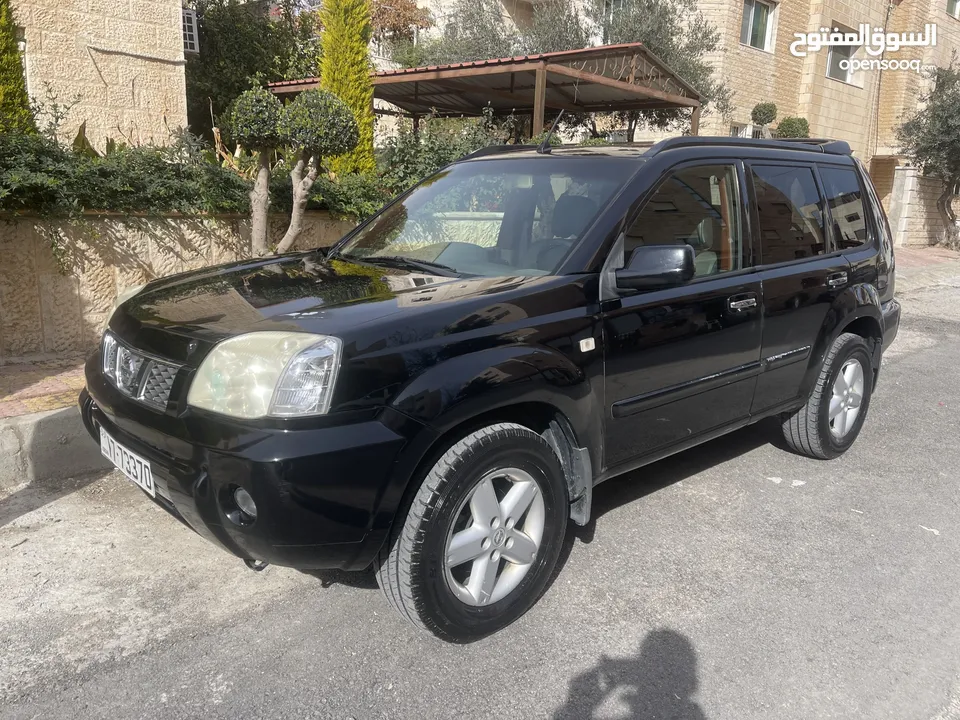 نيسان اكس ترايل 2005 دفع رباعي مرخصة سنة كاملة