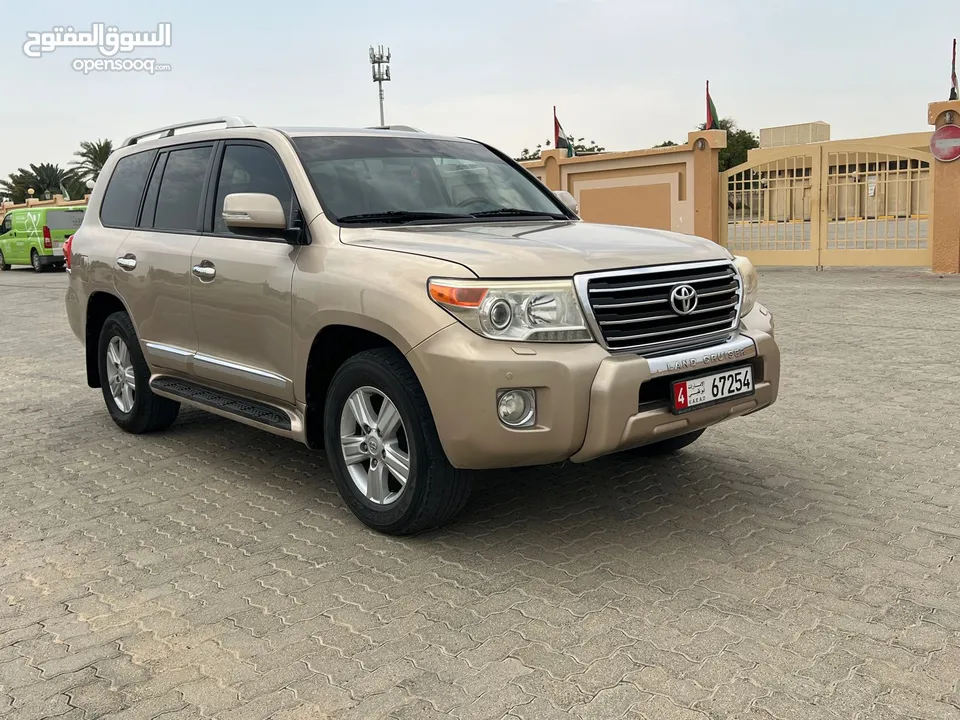 Toyota land cruiser 2013 v6 gcc