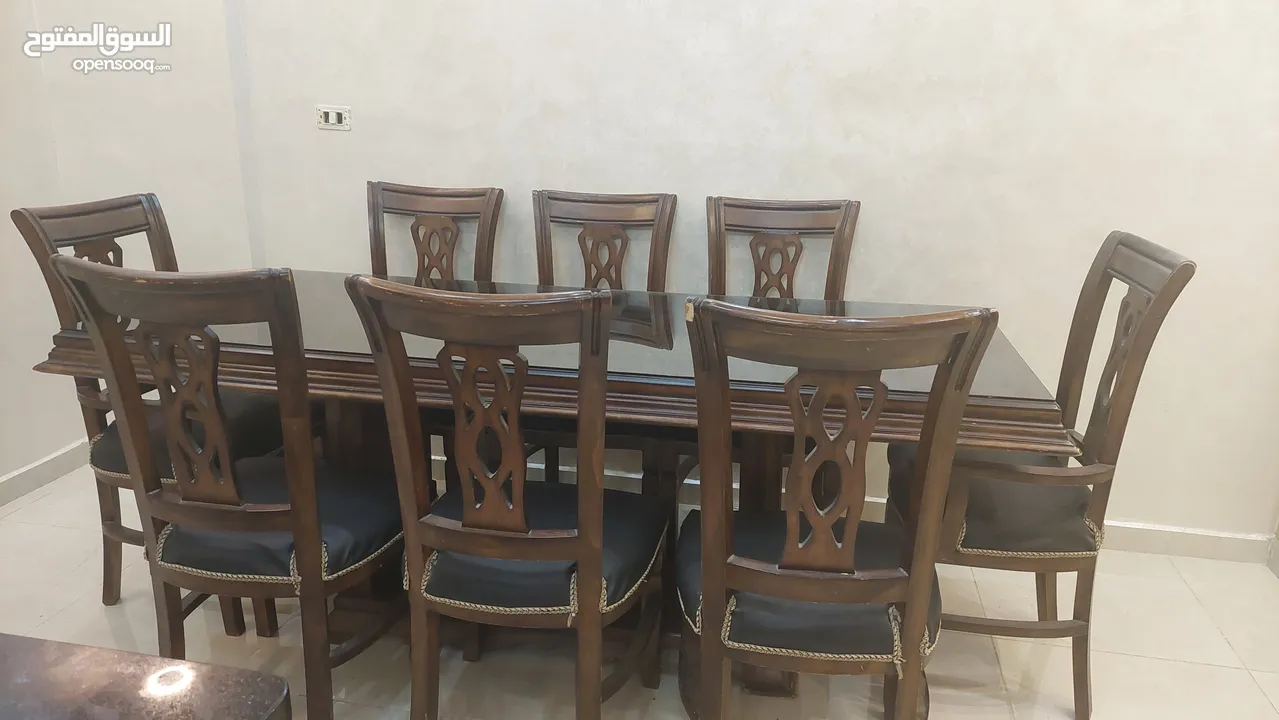 طاولة سفرة زان 8 مقاعد بحالة الجديد
