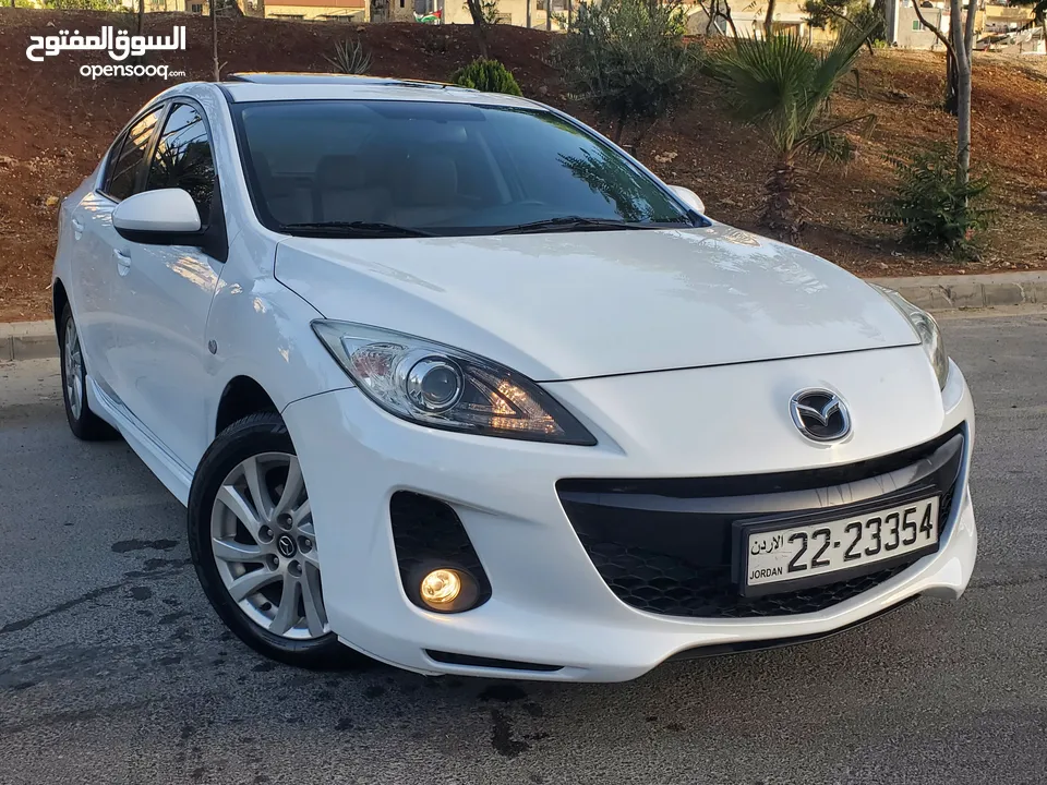 مازدا 3 زوووم موديل 2013 فل كامل مع الفتحه بأعلى صنف ومواصفات من فئتها  MAZDA 3 ZOOM MODEL 2013