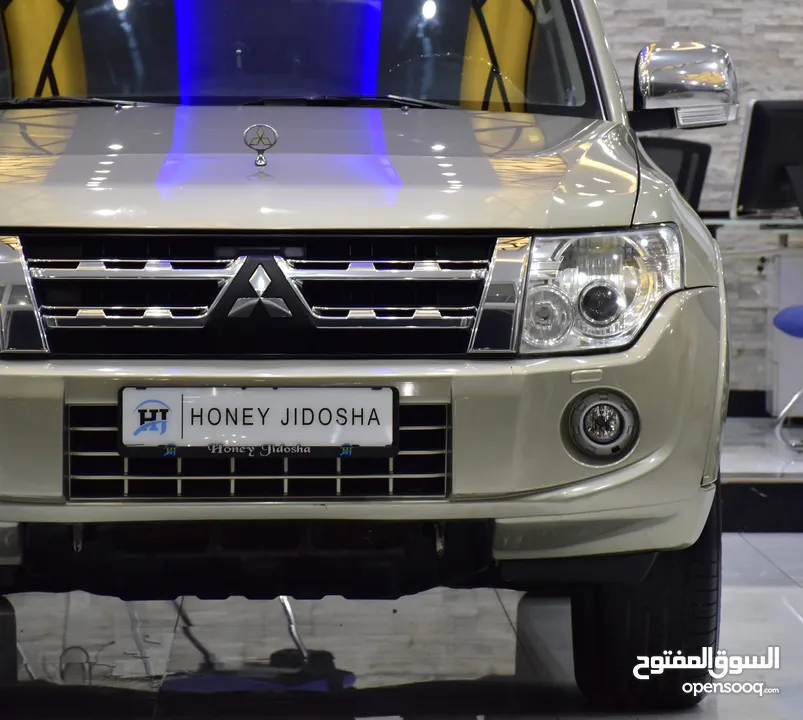 Mitsubishi Pajero GLS 3.8L ( 3 Doors ) ( 2013 Model ) in Golden Color GCC Specs