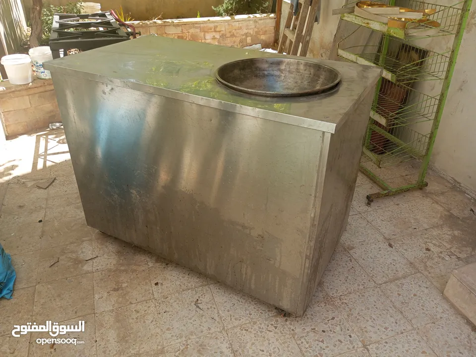 مقلى فلافل وغاز ثلاث عيون واقف