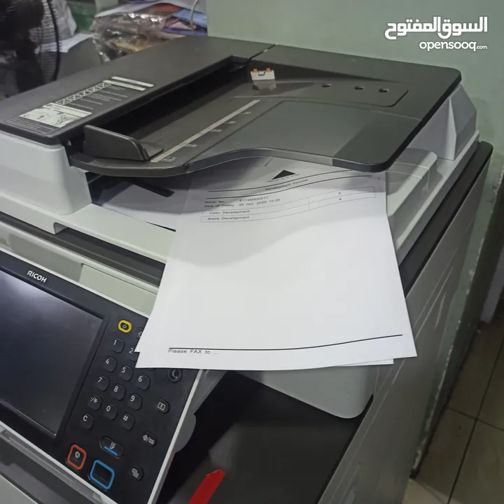 ماكنه تصوير ملونه نوع ريكو موديل 4503 فل نظافه صوره مرايه  مواصفات عاليه دقه بالطباعه