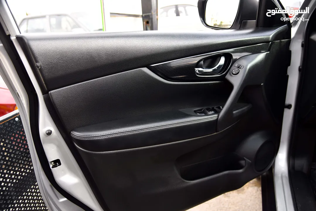 نيسان اكستريل هايبرد بحالة الوكالة Nissan X trail Hybrid 2020