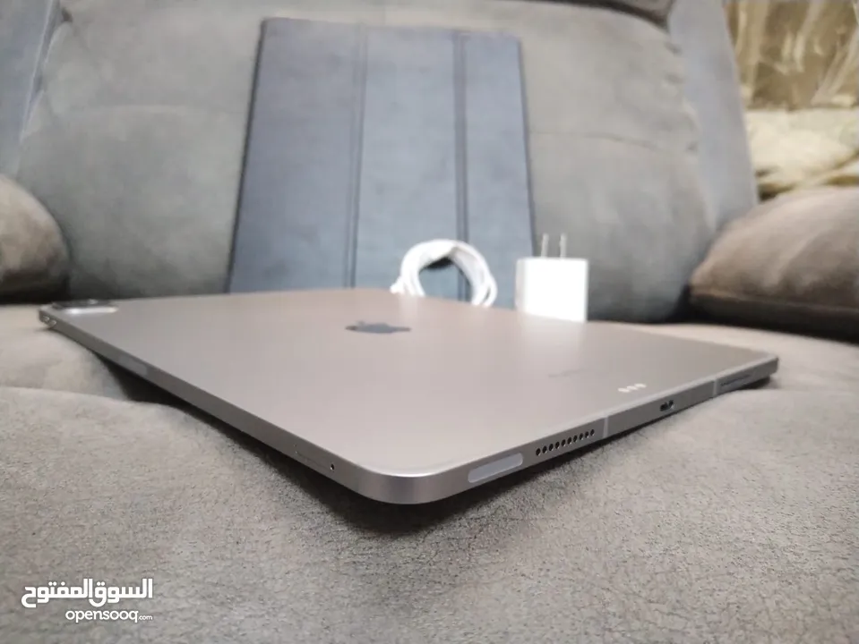 ايباد برو  2022 ,M2, حجم الشاشه  12.9 انش يدعم شريحه طبعا الجيل السادس