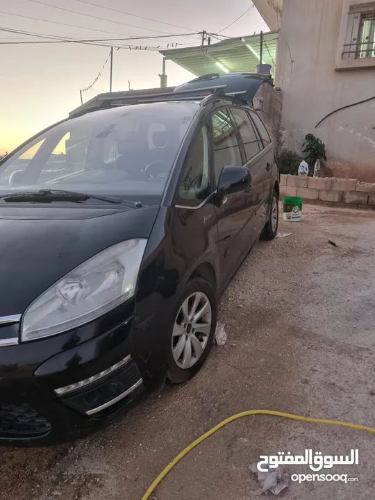 ستروين c4 6+1