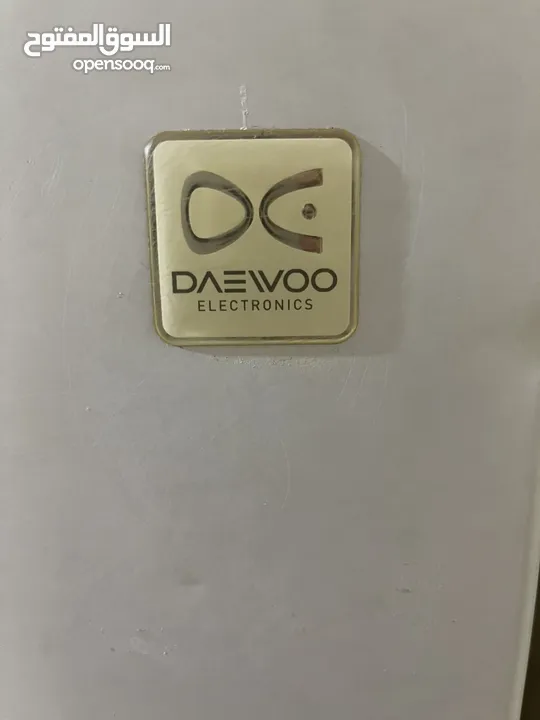 ثلاجة دايو Daewoo للبيع مستعملة