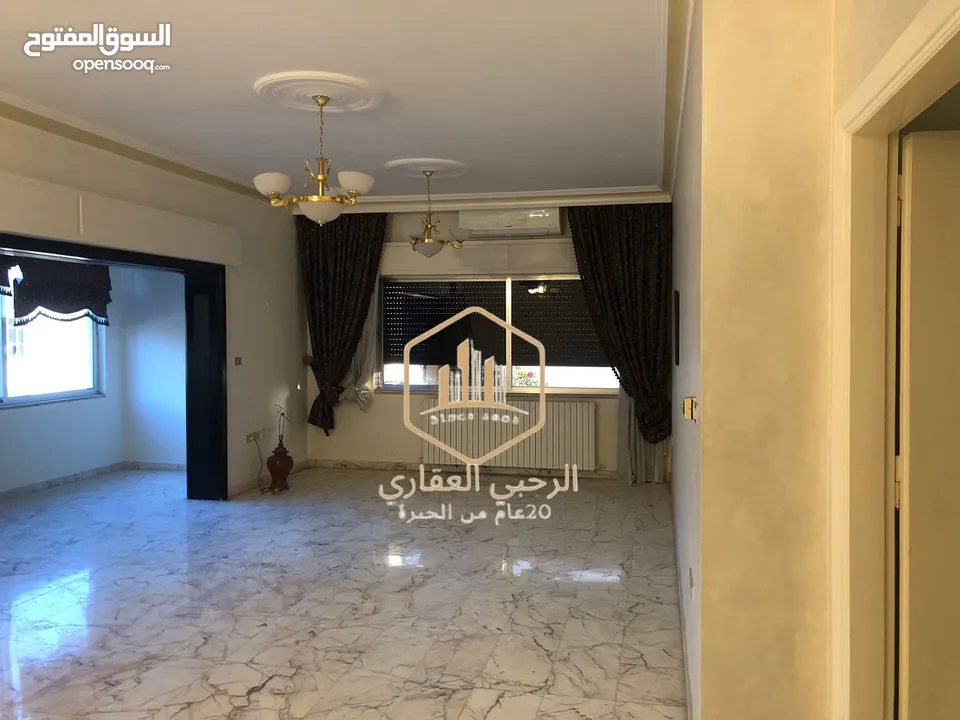 شقة / للايجار / 3نوم / ديرغبار