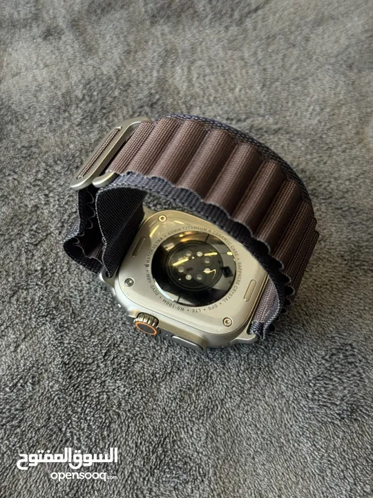 Apple watch Ultra 2 battery 100%